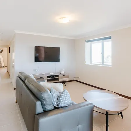 Peoples Park Apartment Coral Bay Exterior photo