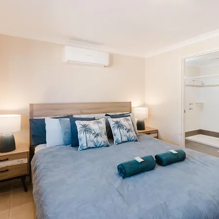 Peoples Park Apartment Coral Bay Exterior photo