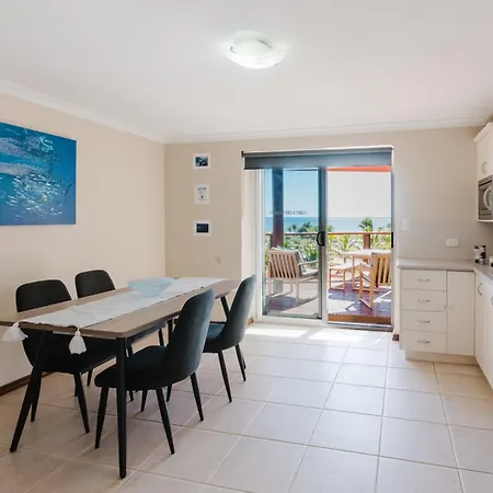 Peoples Park Apartment Coral Bay Exterior photo