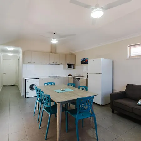 Peoples Park Apartment Coral Bay Exterior photo
