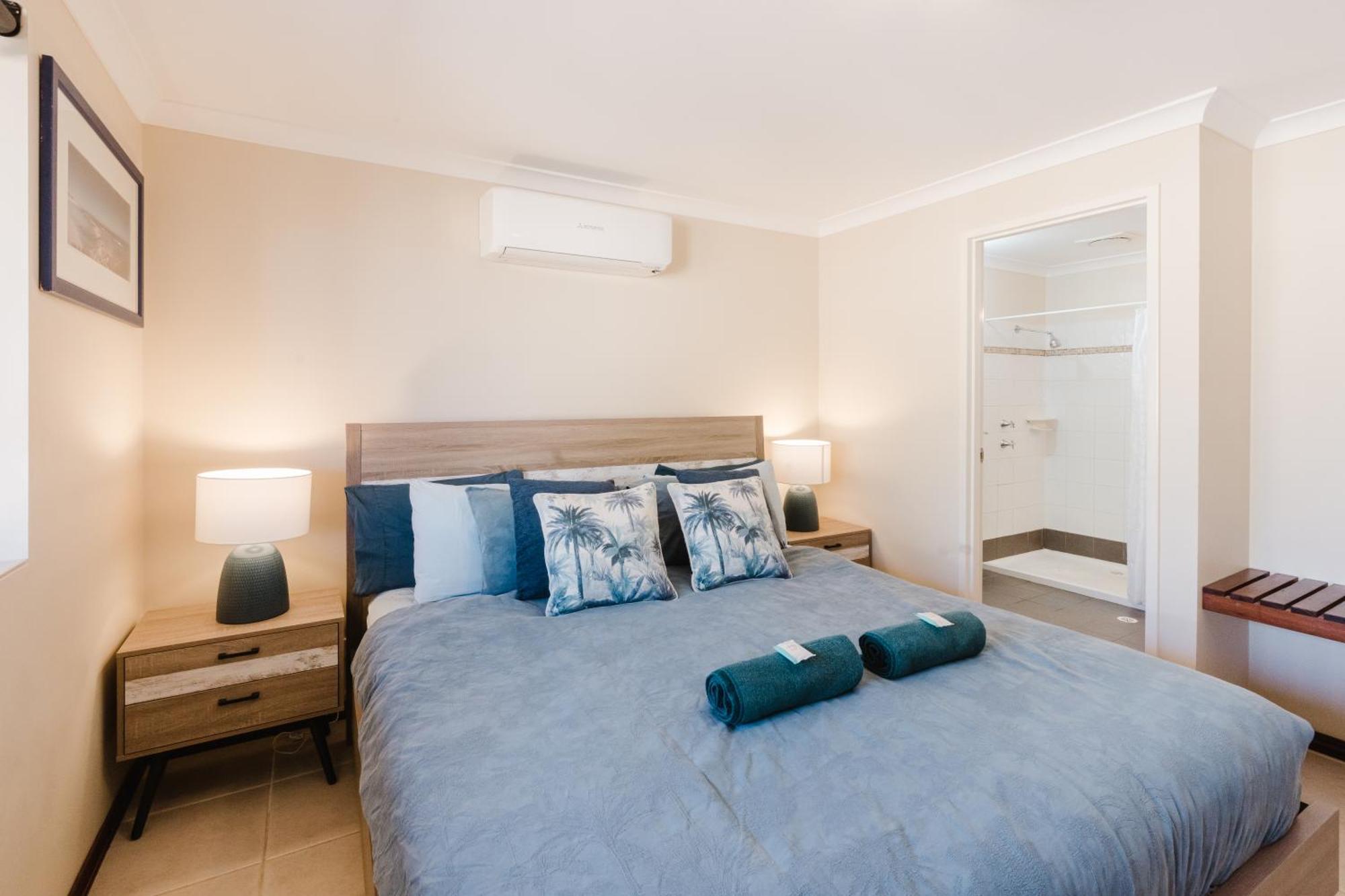 Peoples Park Apartment